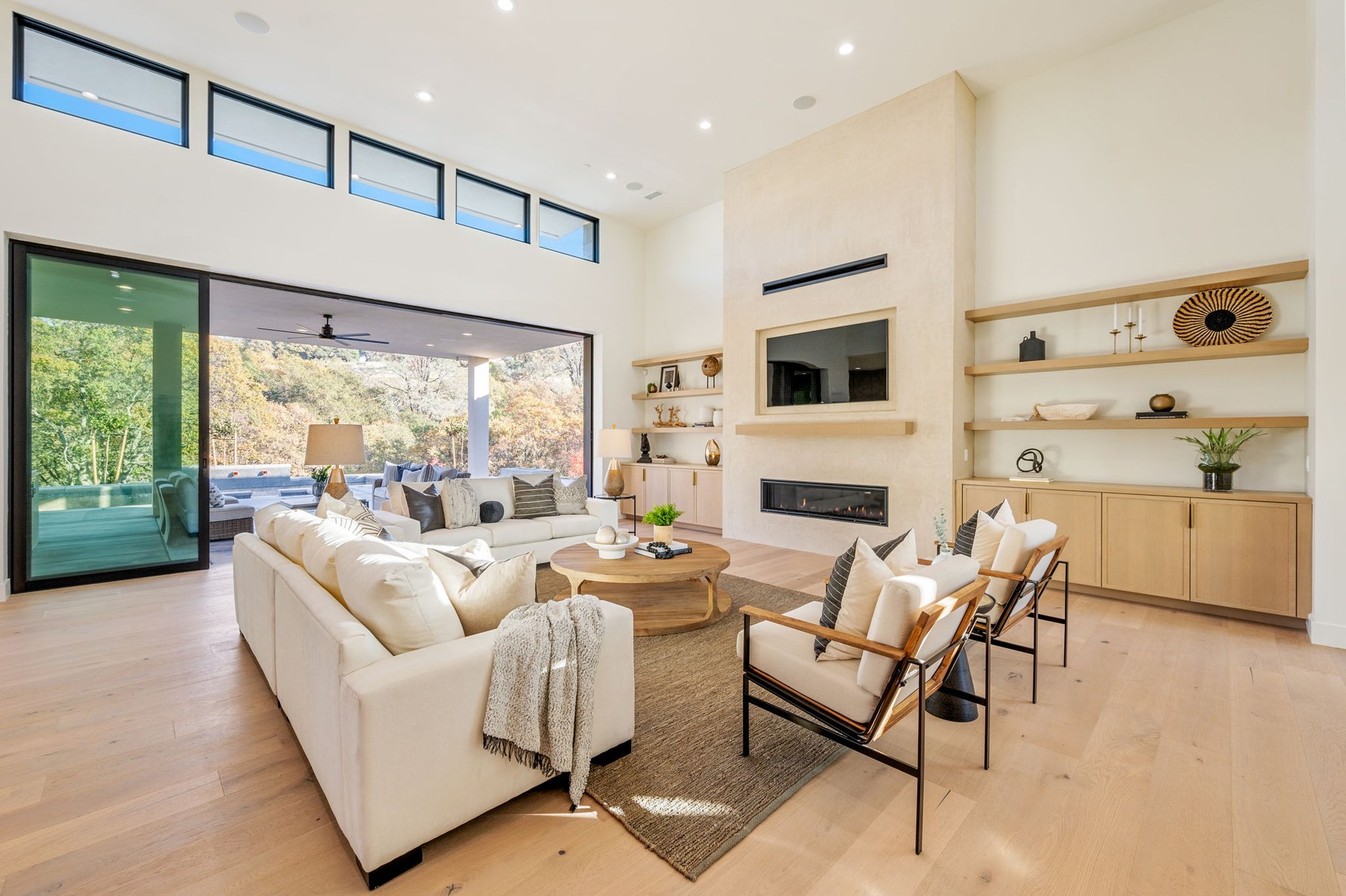 Interior home image published on Nevezi Custom Homes’ official website